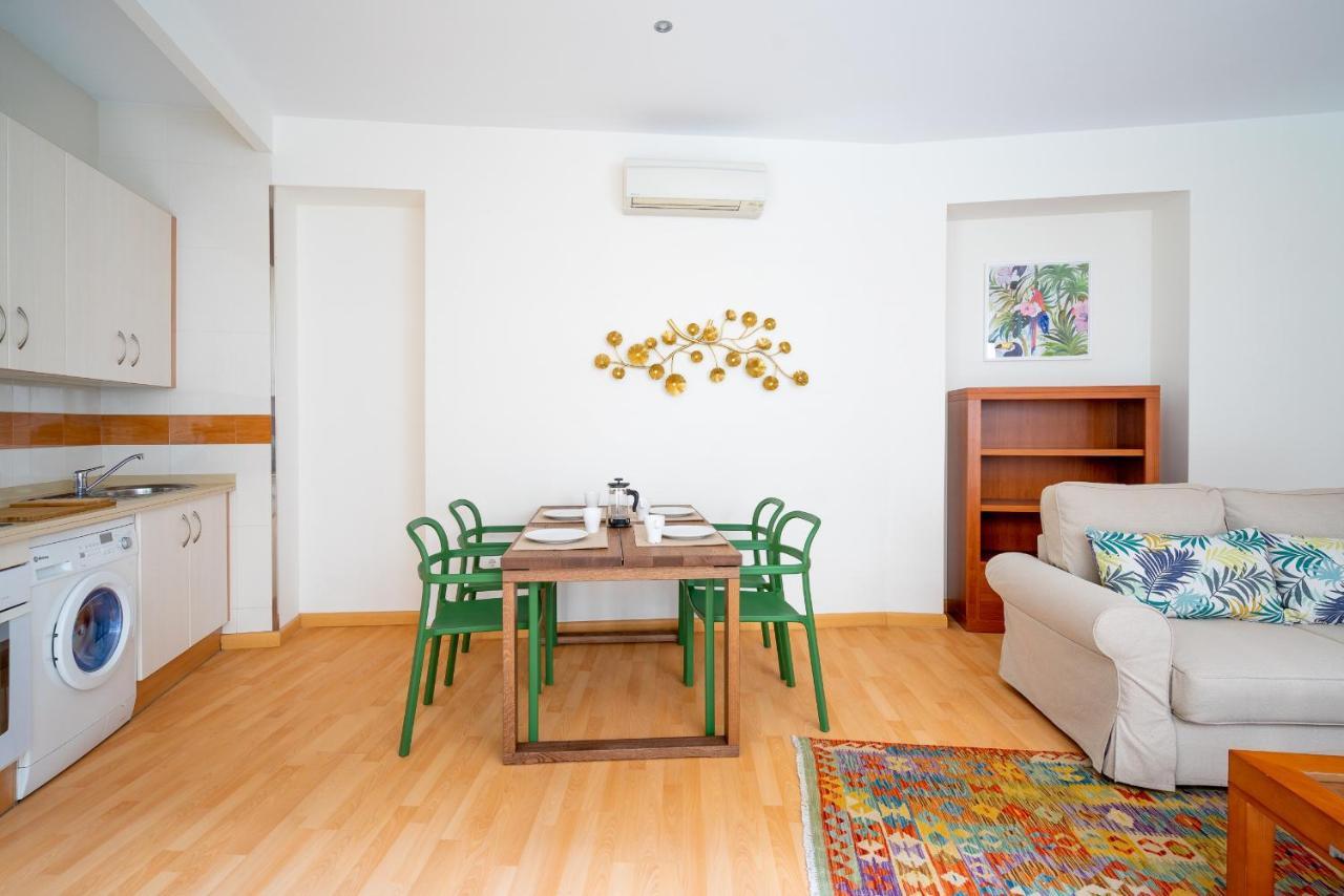Homeabout Fresca Apartment II Малага Екстериор снимка